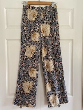 Morris & Co H&M Collab Wide Leg Floral Print Pants in Beige and Blue Size 2